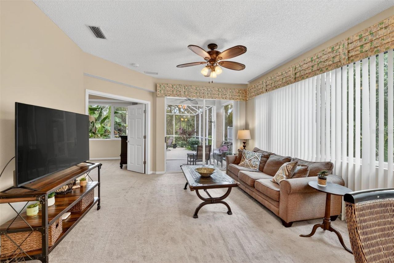 8512 54th Avenue Circle E, Bradenton, FL 34211 Photo