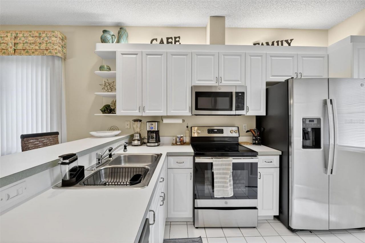 8512 54th Avenue Circle E, Bradenton, FL 34211 Photo