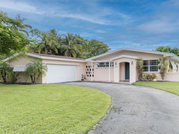 13901 SW 78th Pl, Palmetto Bay, FL 33158