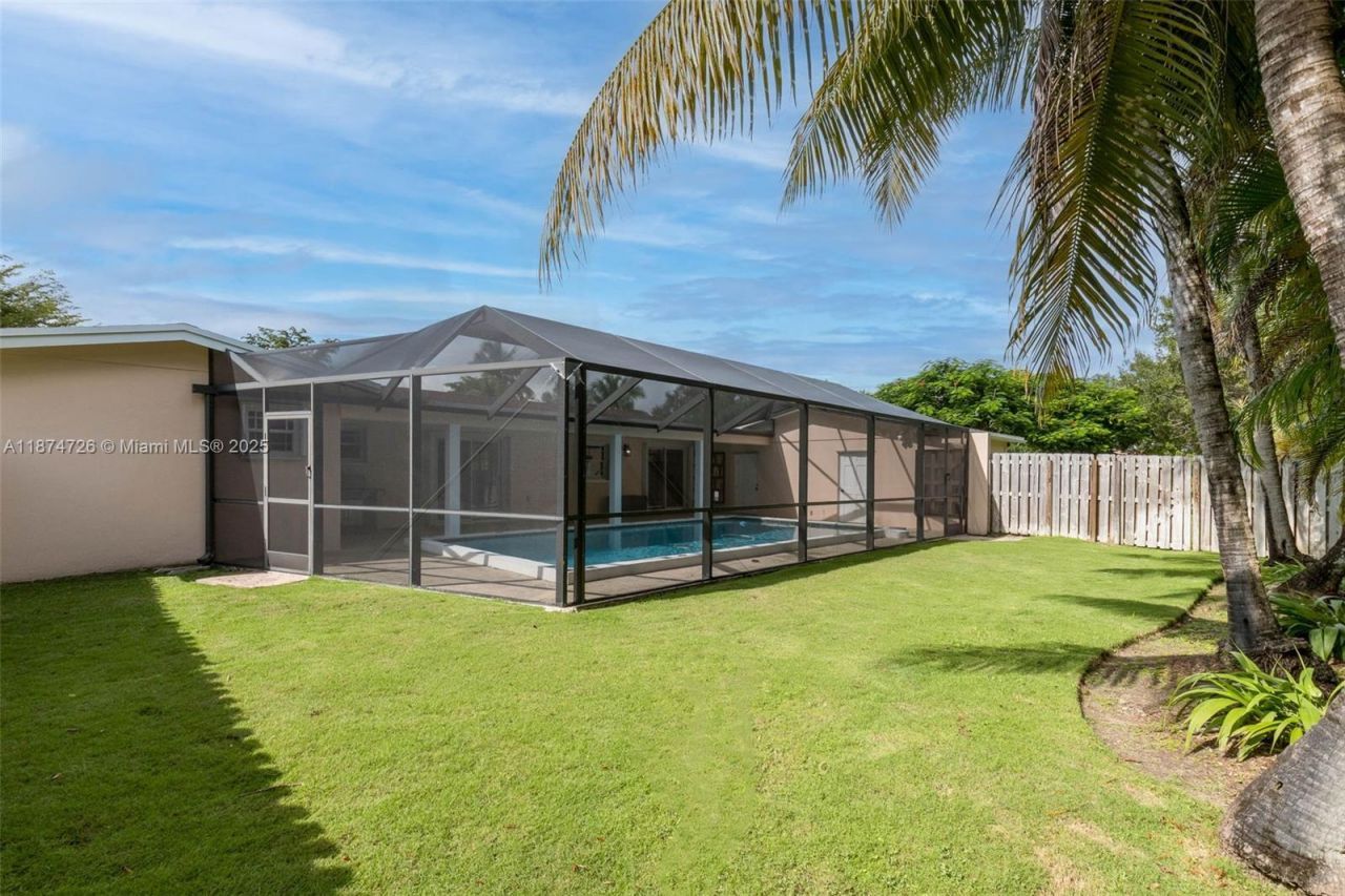 13901 SW 78th Pl, Palmetto Bay, FL 33158 Photo