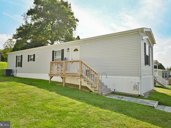 3 PONDEROSA LANE, NEW PROVIDENCE, PA 17560