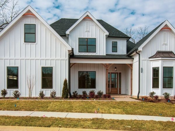 1008 Tiane Trail, Gallatin, TN 37066