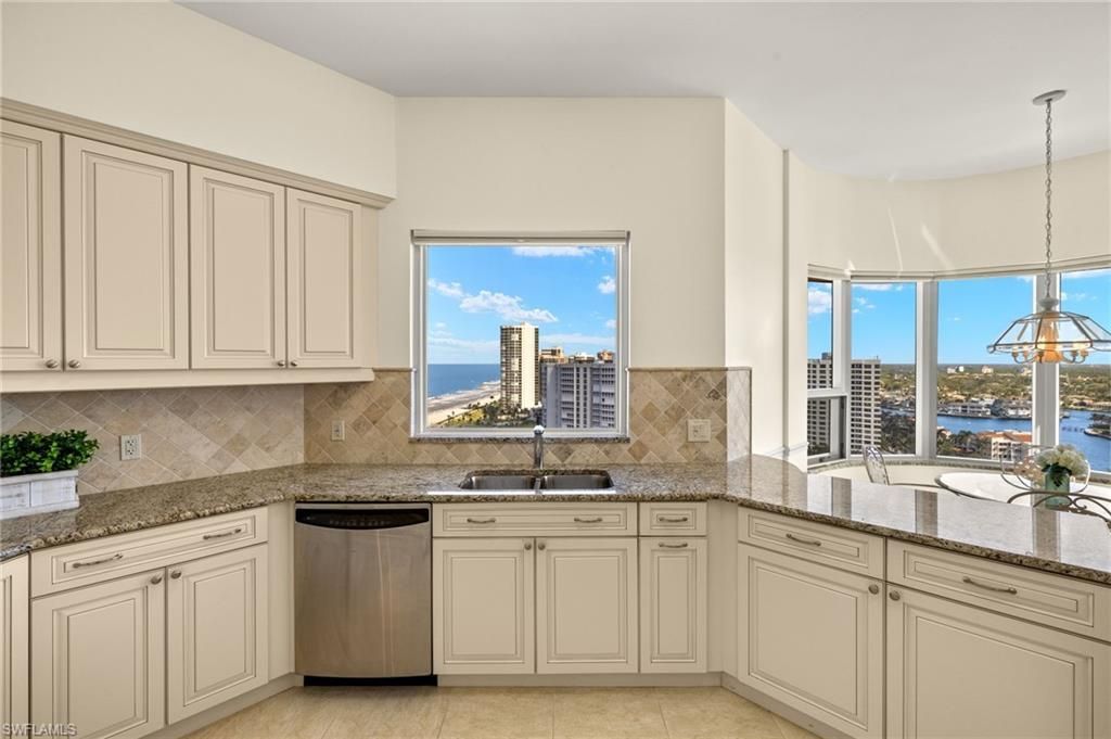 4251 Gulf Shore Blvd N, Unit PH-A, Naples, FL 34103 Photo