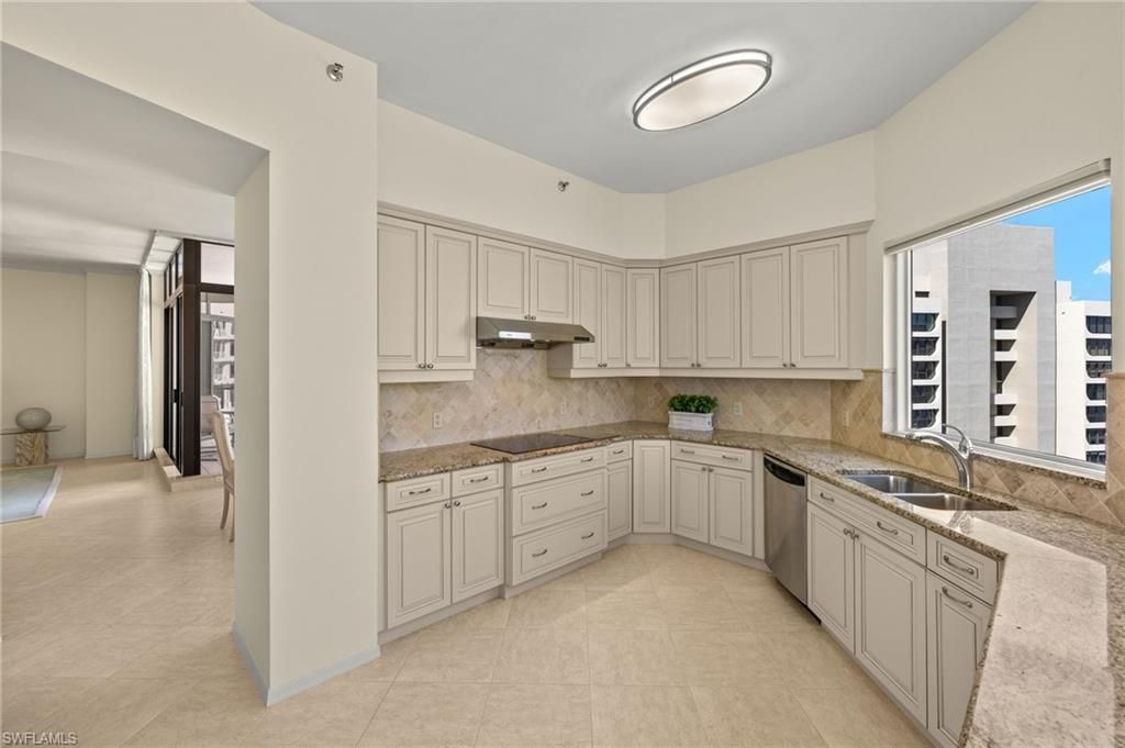 4251 Gulf Shore Blvd N, Unit PH-A, Naples, FL 34103 Photo