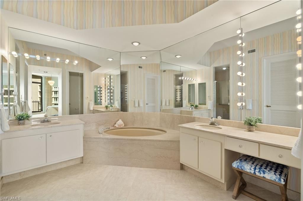 4251 Gulf Shore Blvd N, Unit PH-A, Naples, FL 34103 Photo