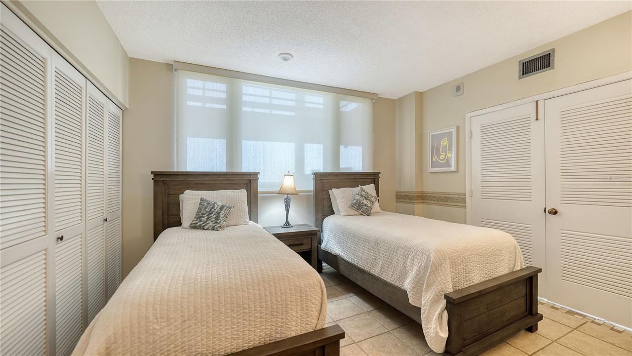 1055 Gulf Of Mexico Drive, Unit 504, Longboat Key, FL 34228 Photo
