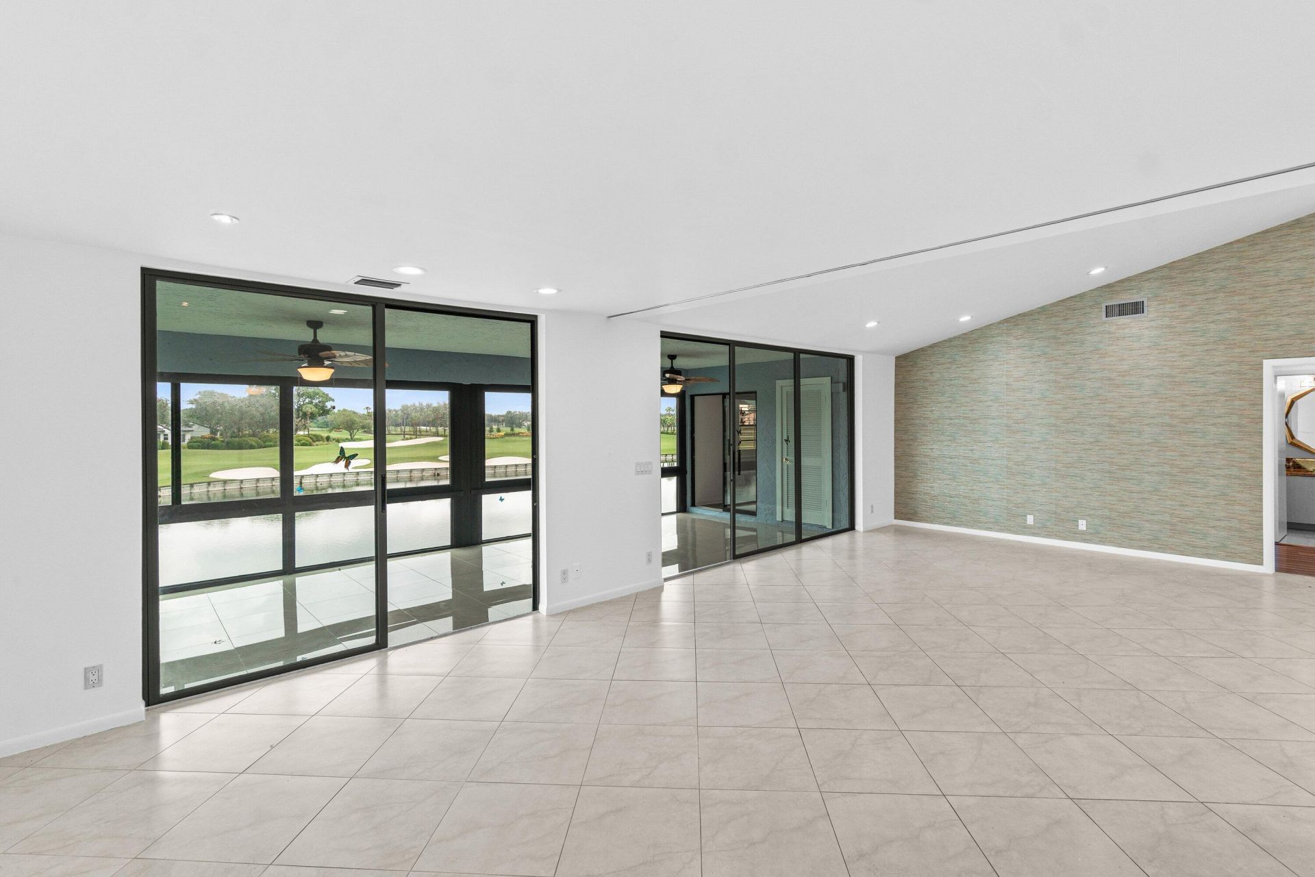 23 Eastgate Drive, Unit B, Boynton Beach, FL 33436 Photo