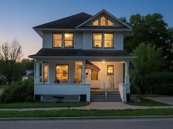 506 W State Street, Mauston, WI 53948