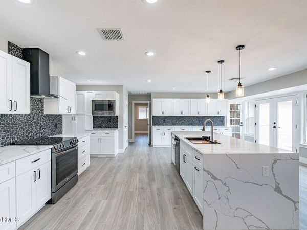 12518 W SKYLARK Drive, Sun City West, AZ 85375