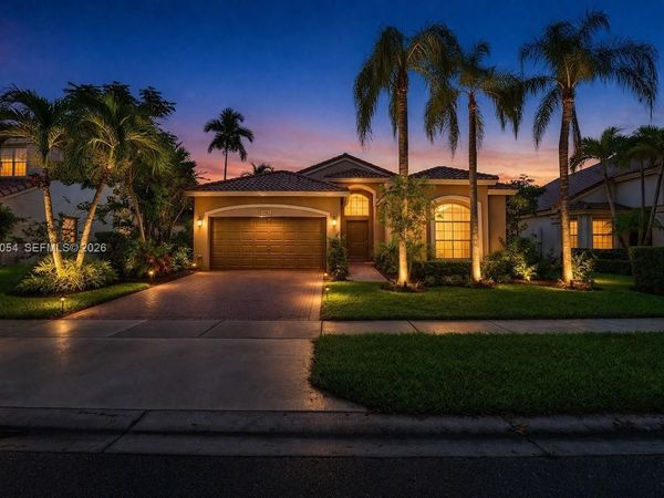 1947 NW 130th Ave, Pembroke Pines, FL 33028