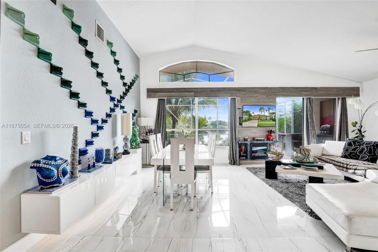 1947 NW 130th Ave, Pembroke Pines, FL 33028 Photo