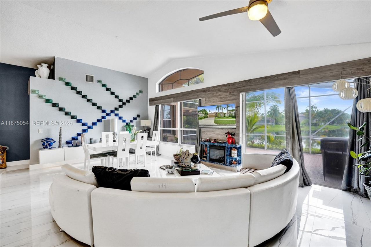 1947 NW 130th Ave, Pembroke Pines, FL 33028 Photo