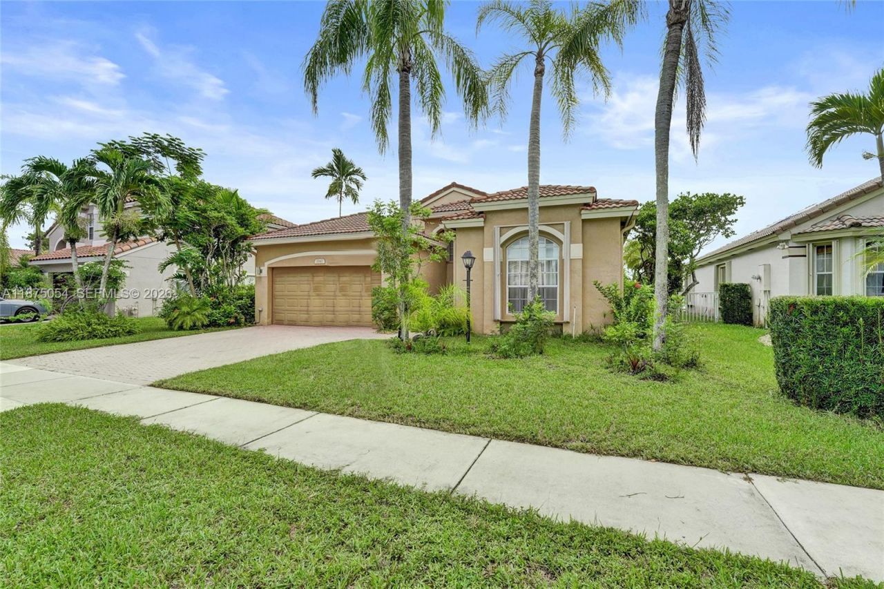 1947 NW 130th Ave, Pembroke Pines, FL 33028 Photo