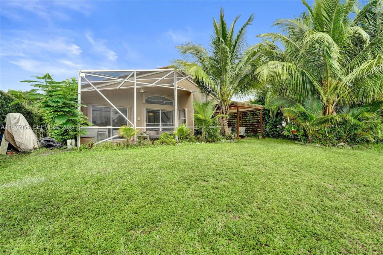 1947 NW 130th Ave, Pembroke Pines, FL 33028 Photo