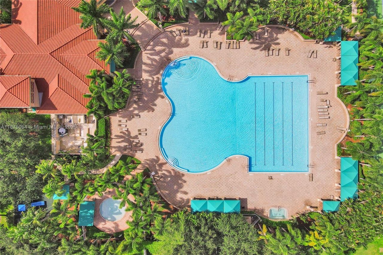 1947 NW 130th Ave, Pembroke Pines, FL 33028 Photo