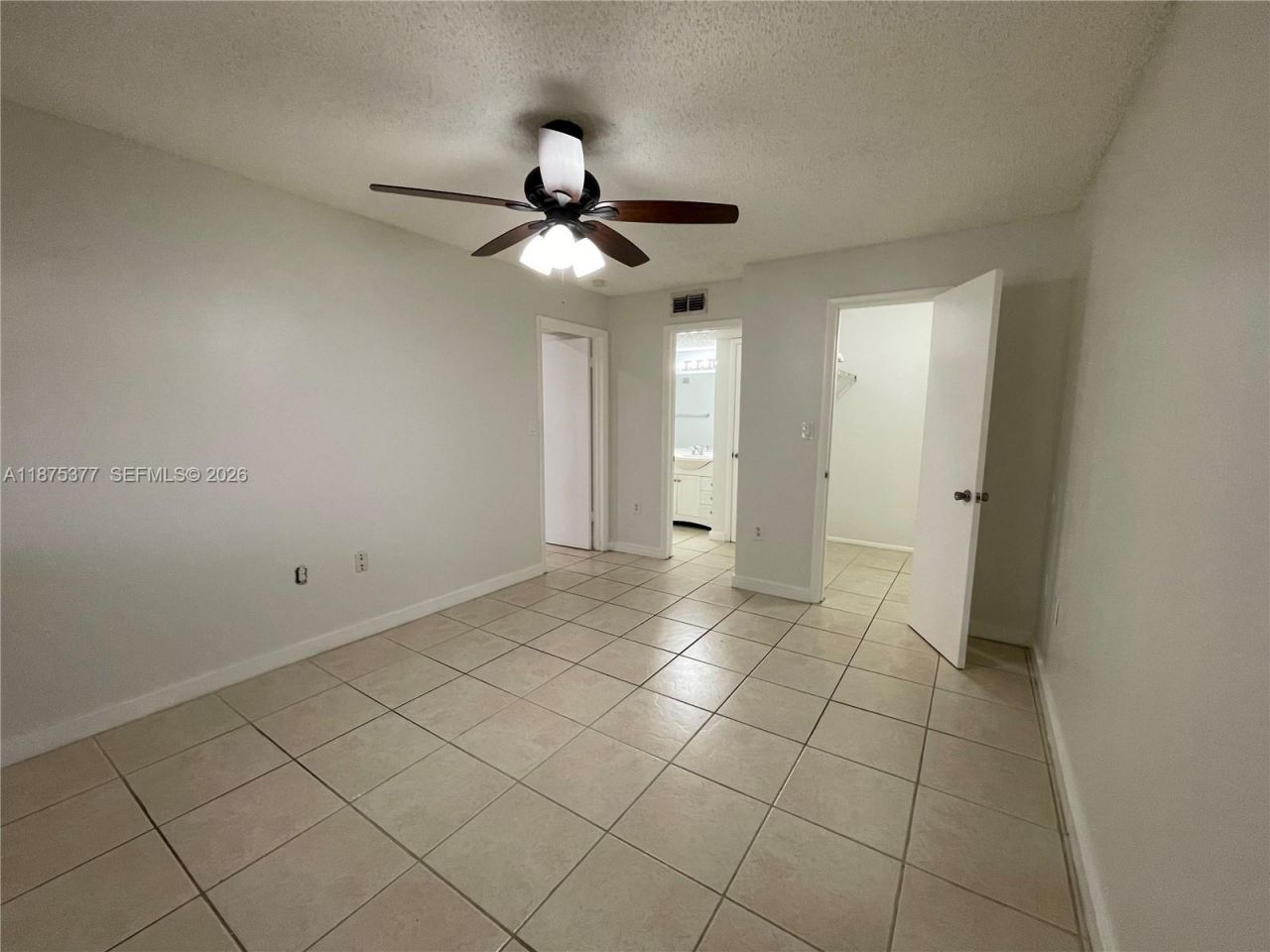 15591 SW 105th Ter, Unit 527, Miami, FL 33196 Photo