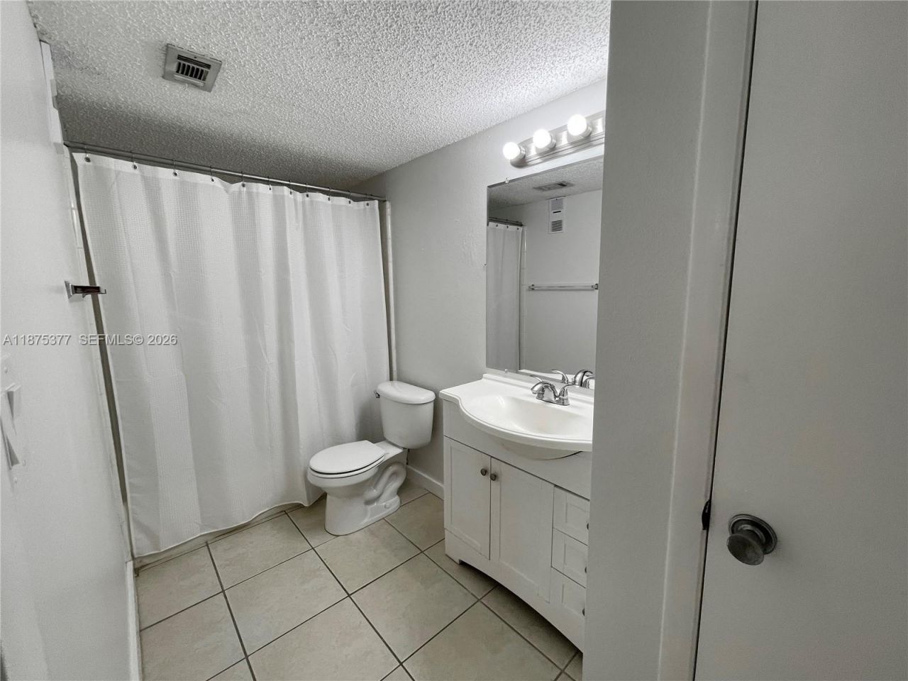 15591 SW 105th Ter, Unit 527, Miami, FL 33196 Photo