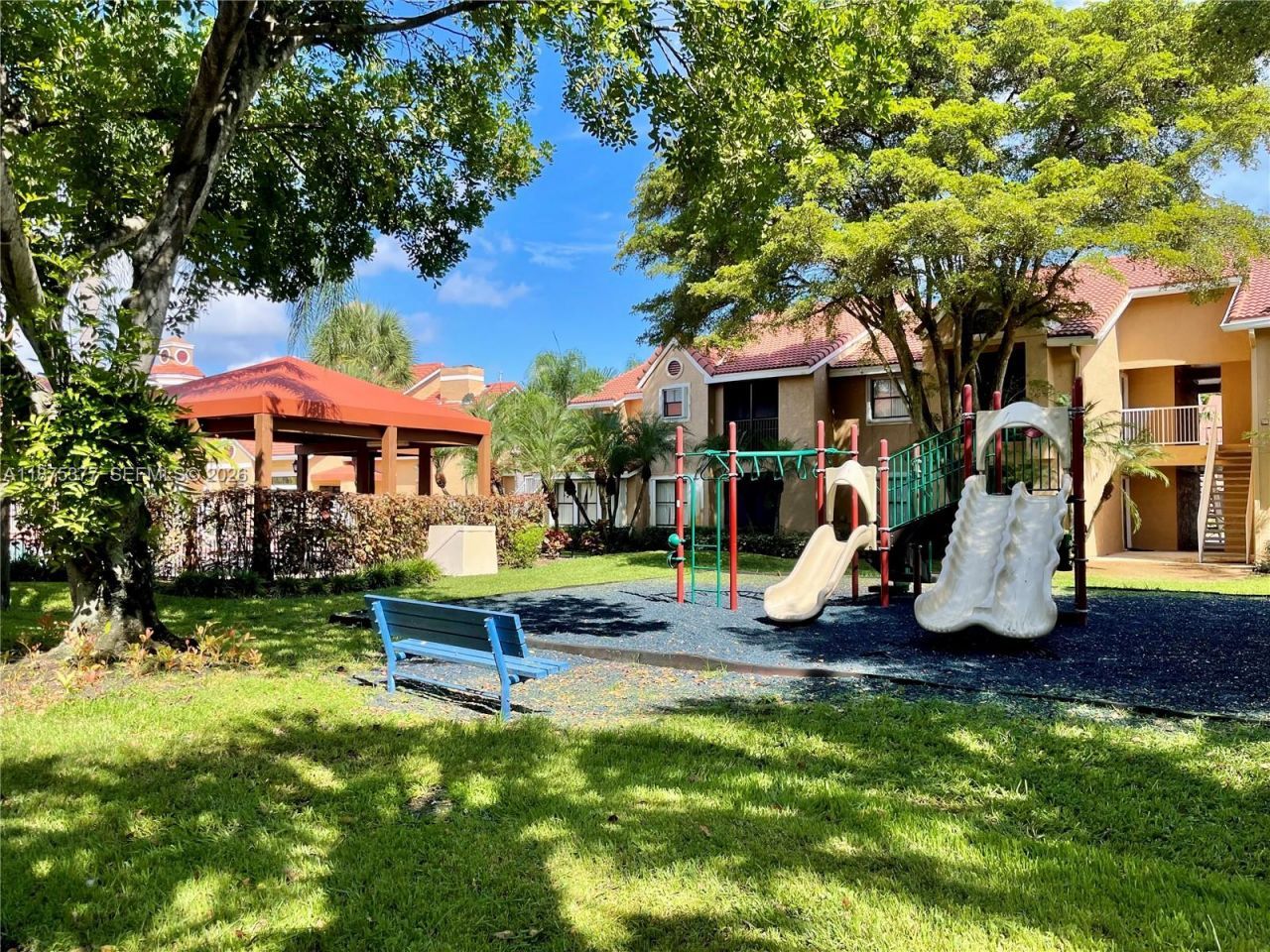 15591 SW 105th Ter, Unit 527, Miami, FL 33196 Photo