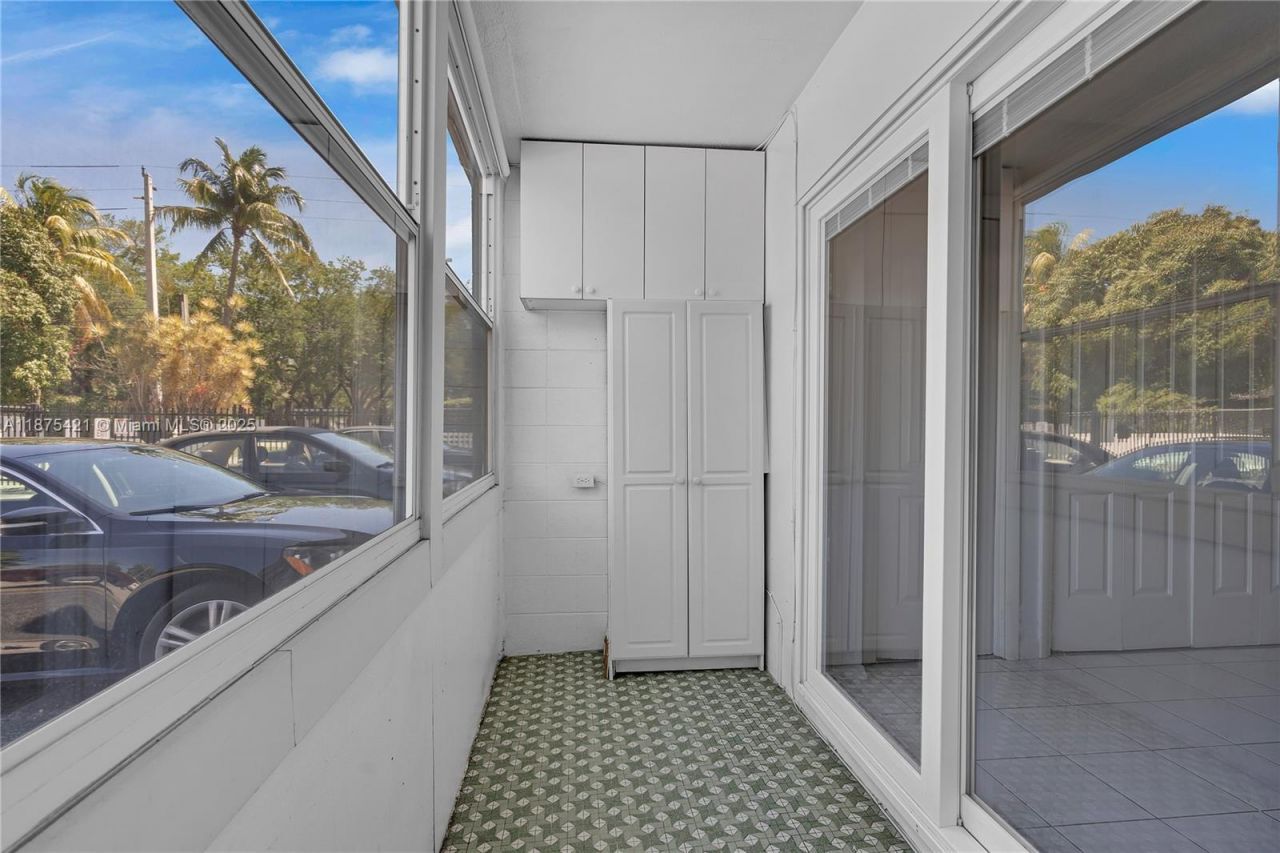 15610 NE 6th Ave, Unit 5C, Miami, FL 33162 Photo