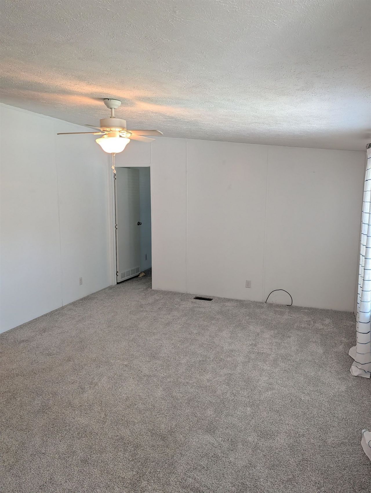 528 Folly Estates Dr. Photo 2
