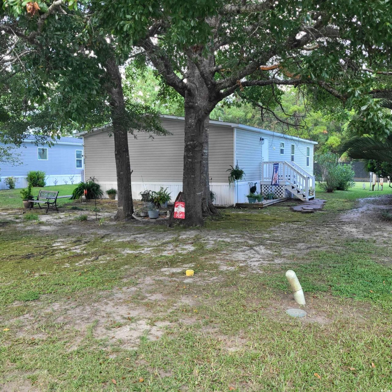 528 Folly Estates Dr. Photo 4