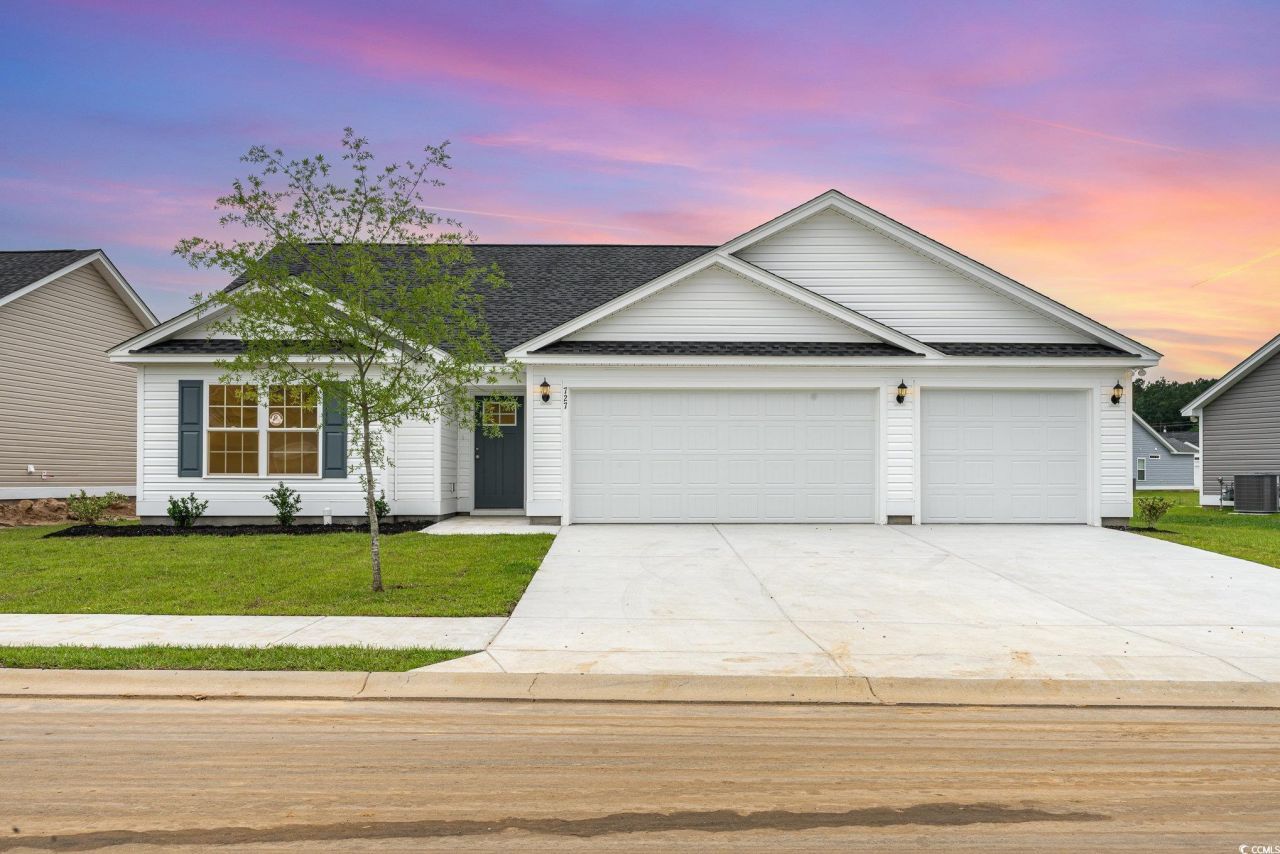 1028 Woodside Dr. Photo 1