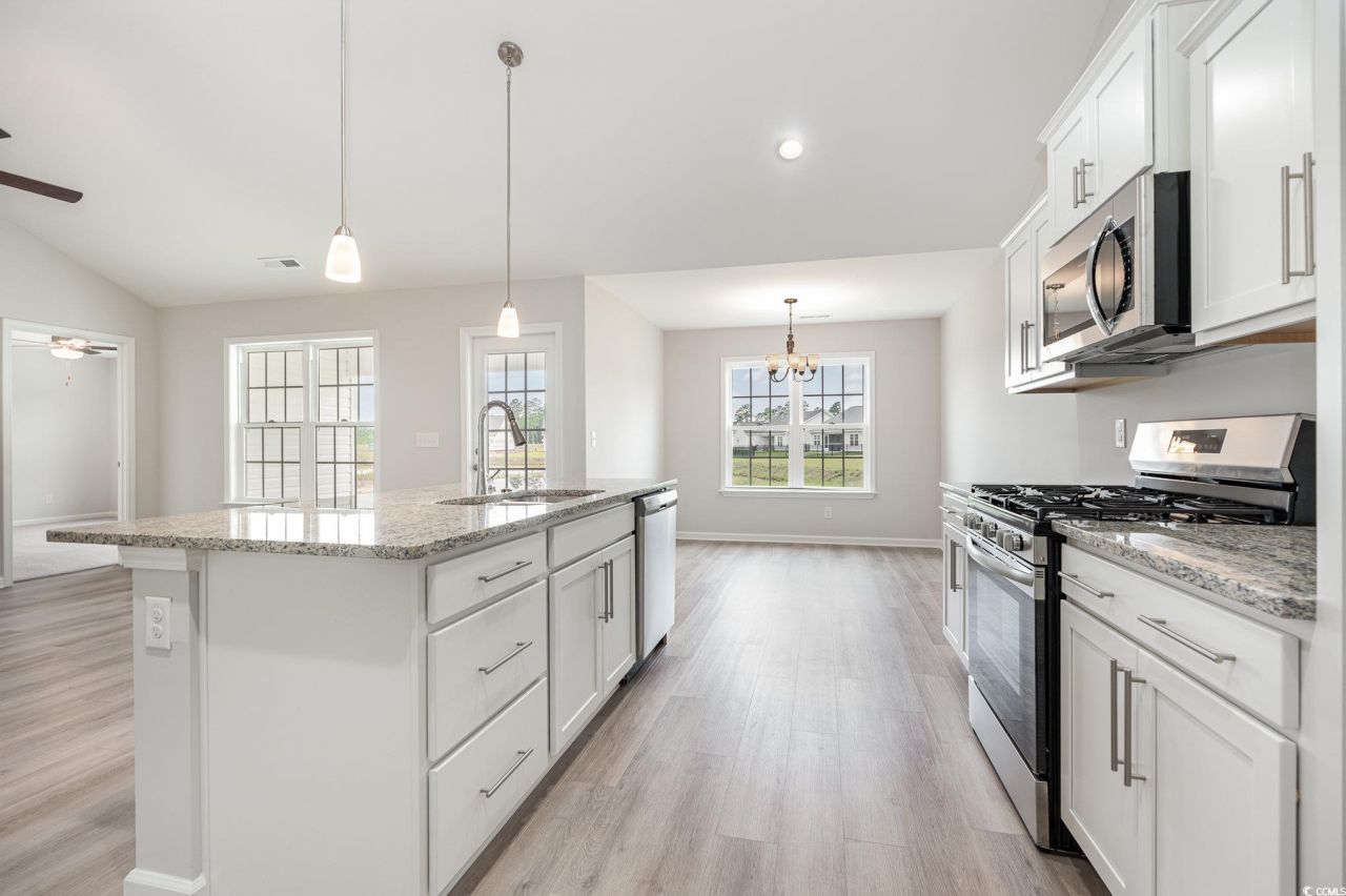 1028 Woodside Dr. Photo 8