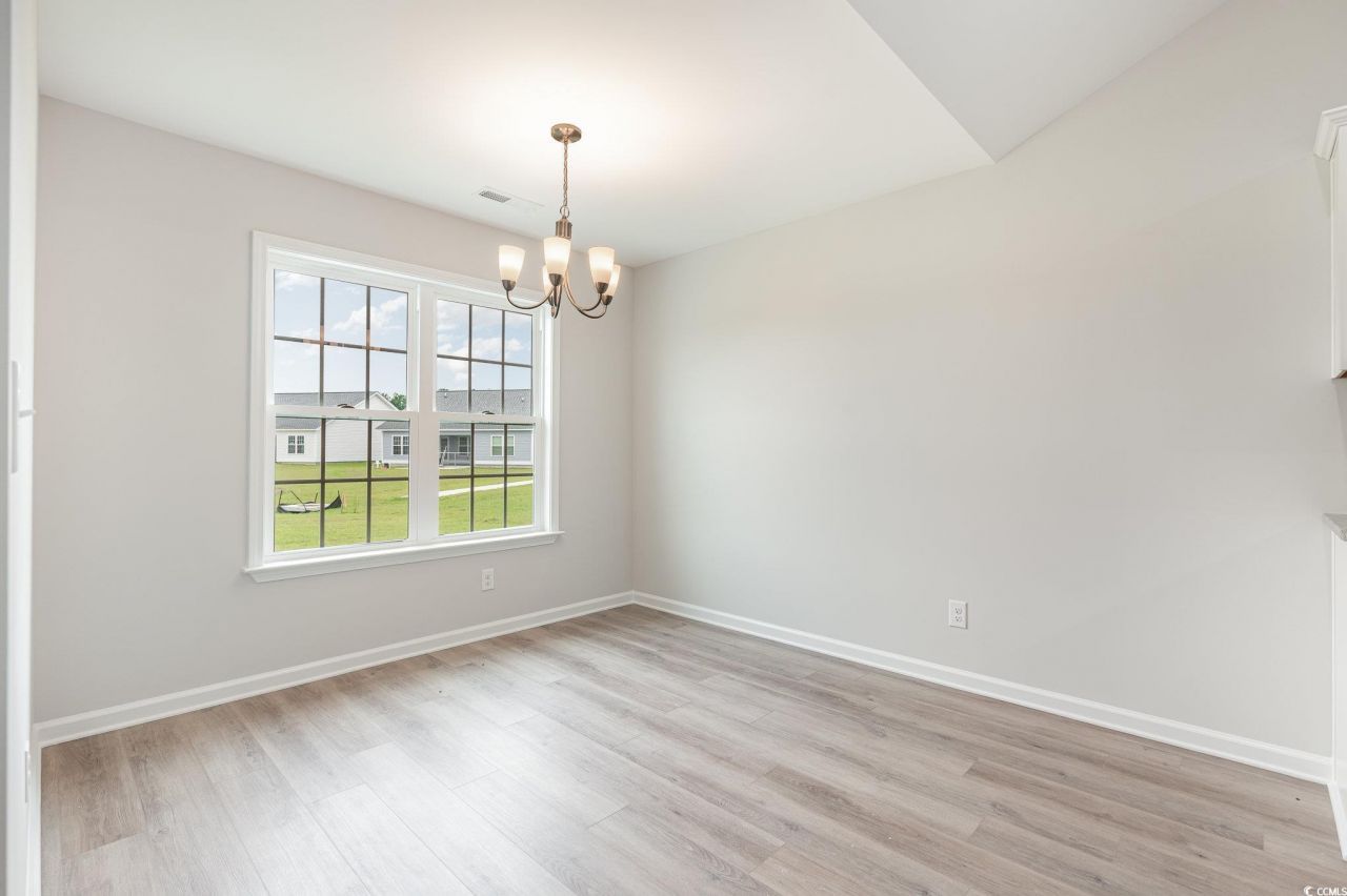 1028 Woodside Dr. Photo 9