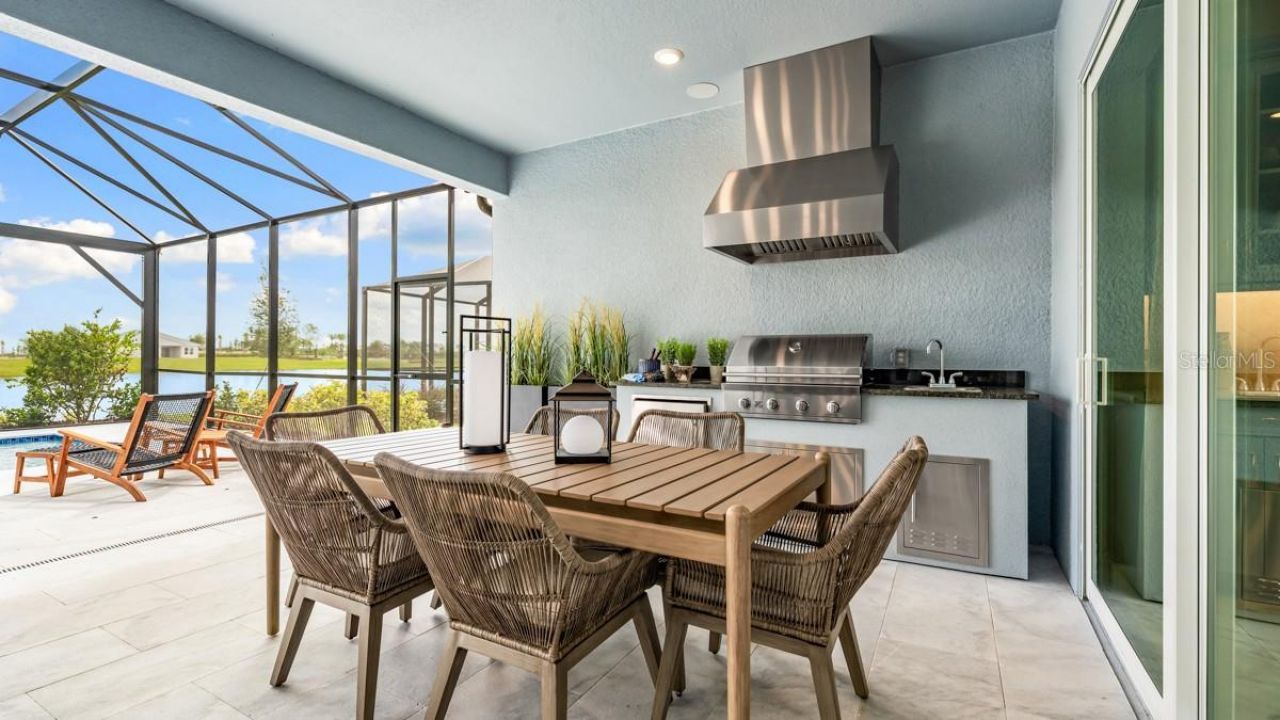 7825 Coral Sea Lane, Palmetto, FL 34221 Photo