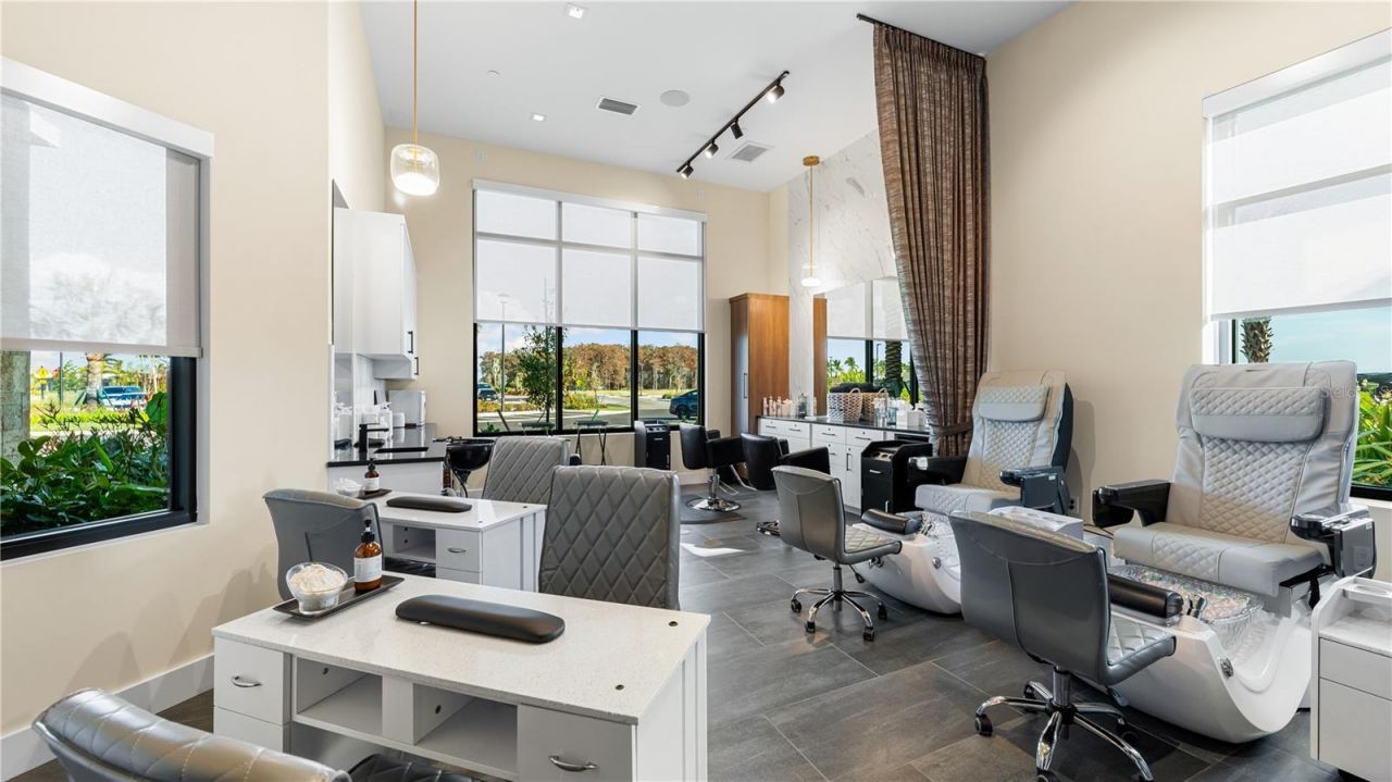 7825 Coral Sea Lane, Palmetto, FL 34221 Photo