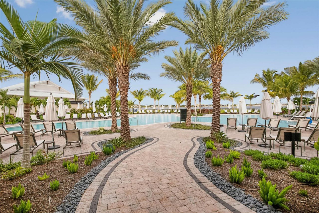 7825 Coral Sea Lane, Palmetto, FL 34221 Photo