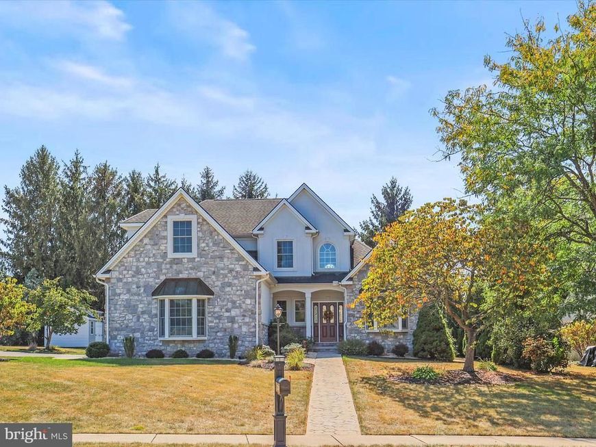 2200 Parkton Lane, York, PA 17408 Main Photo