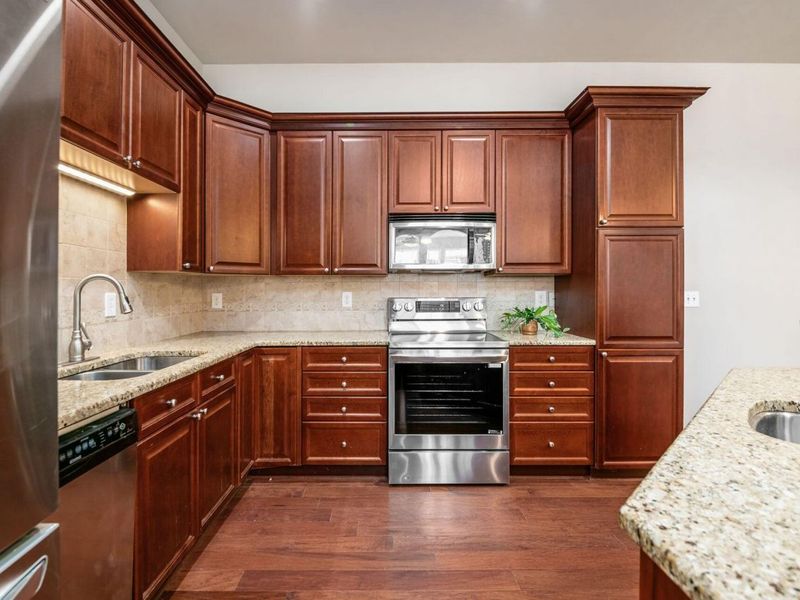 2704 Scioto Station Drive, Columbus, OH 43204 Photo 10