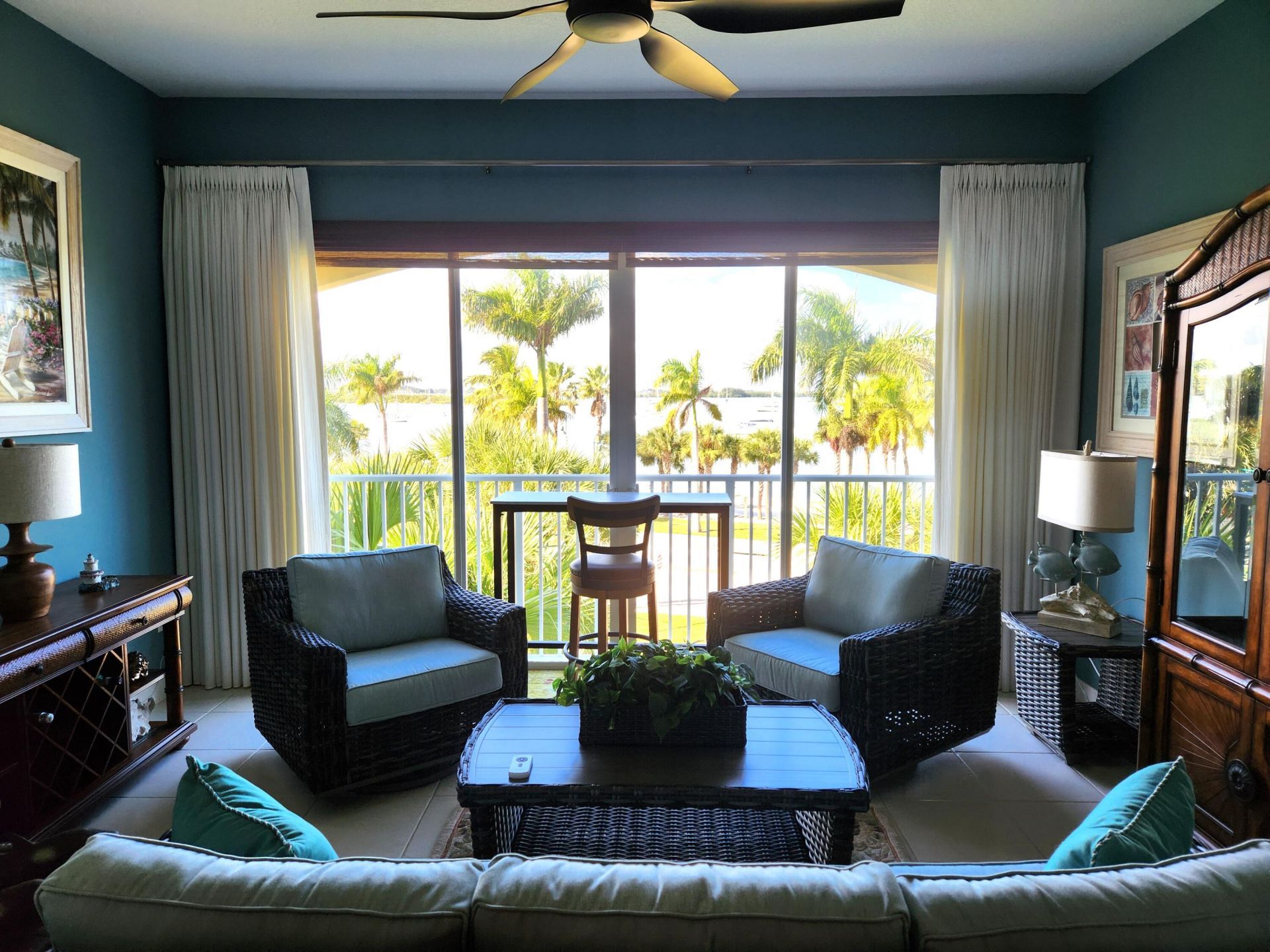 36 Harbour Isle Drive W, Unit 304, Fort Pierce, FL 34949 Photo