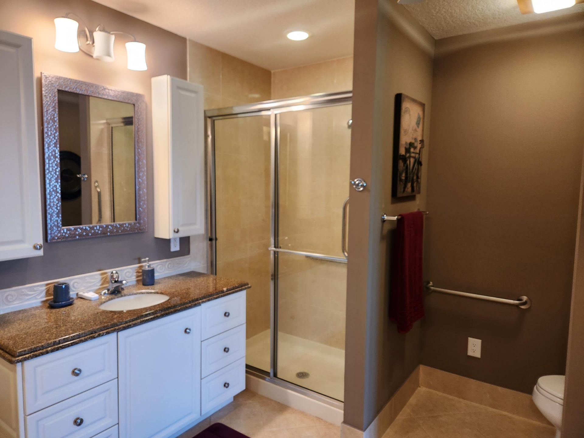 36 Harbour Isle Drive W, Unit 304, Fort Pierce, FL 34949 Photo