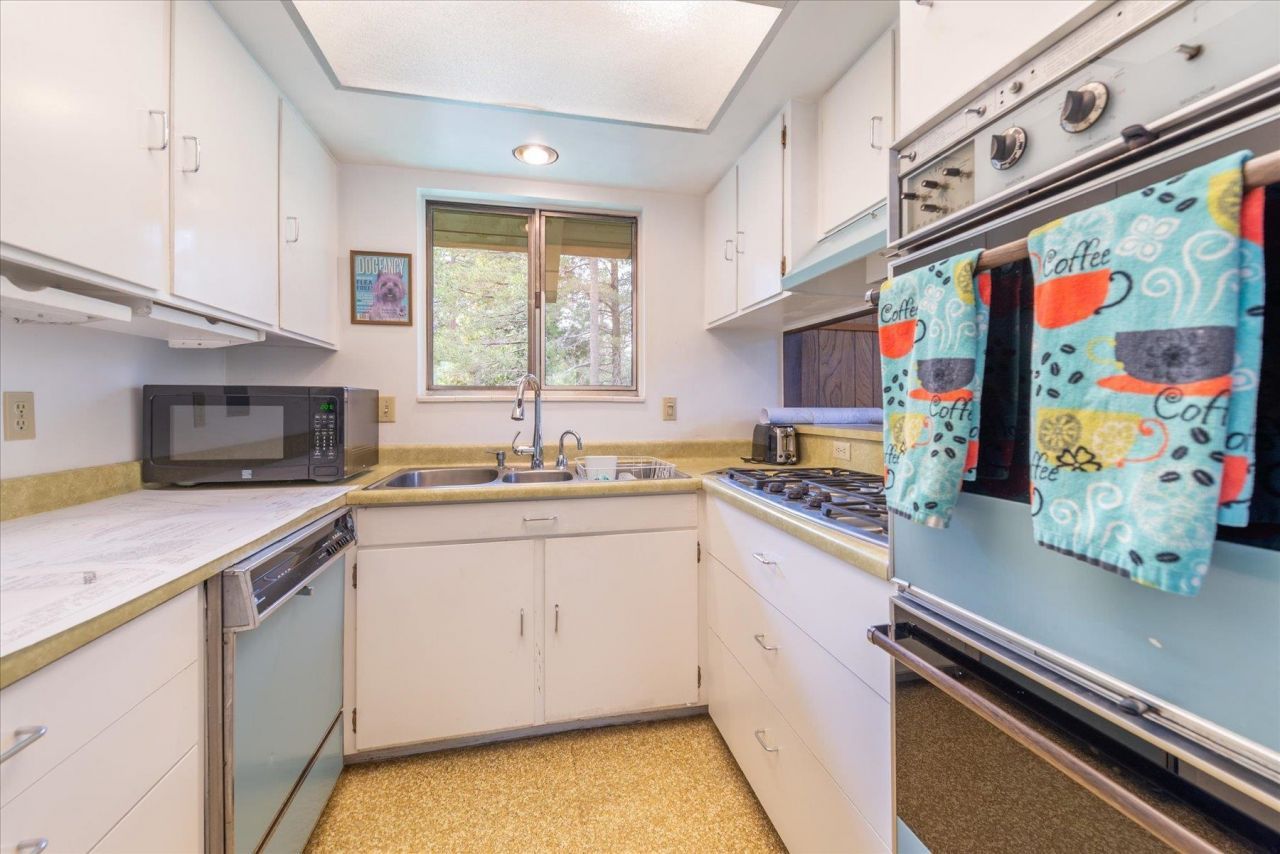 6705 West Lake Boulevard, Tahoma, CA 96142 Photo