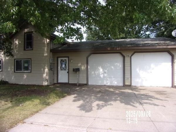 113 4th Street SW, Melrose, MN 56352
