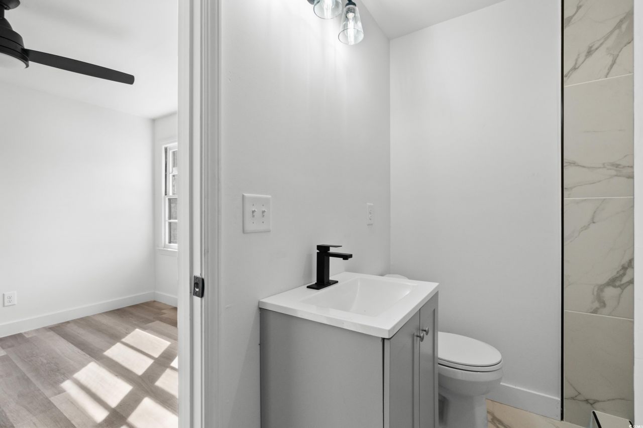 3807 Casey St. Photo 28