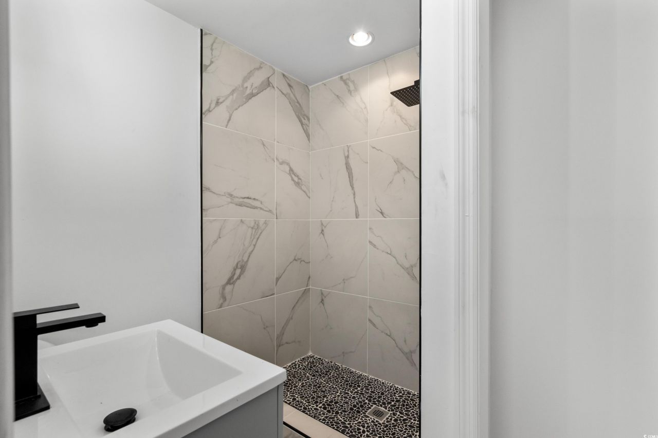 3807 Casey St. Photo 29