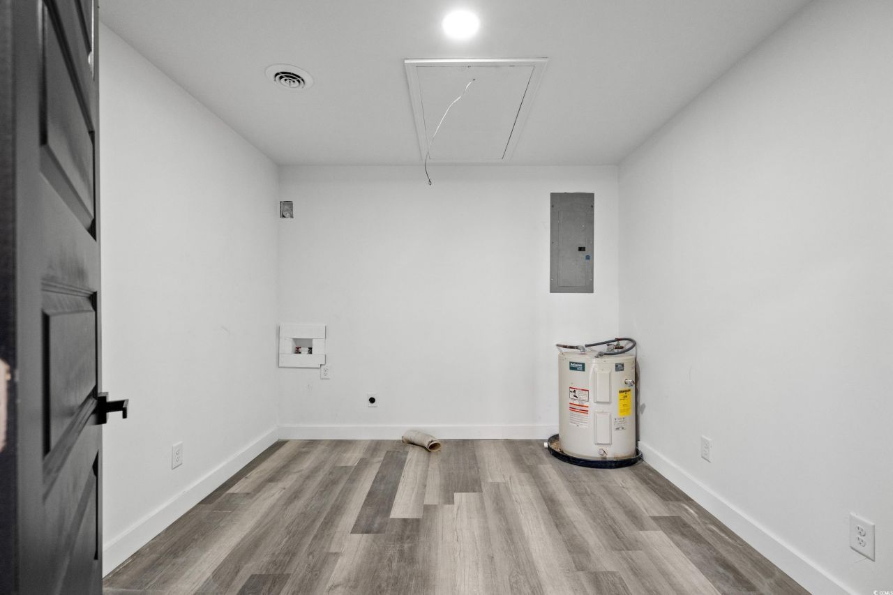 3807 Casey St. Photo 31