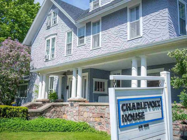 202 Michigan Avenue, Charlevoix, MI 49720