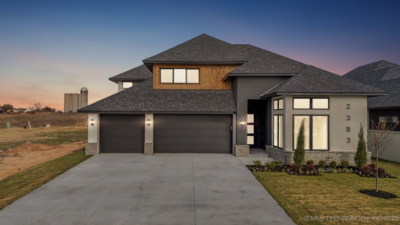 2353 E 134th Street S, Bixby, OK 74008 Main Photo