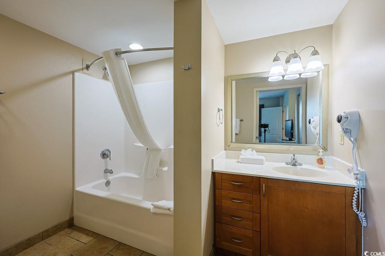 2100 Sea Mountain Hwy. Photo 17