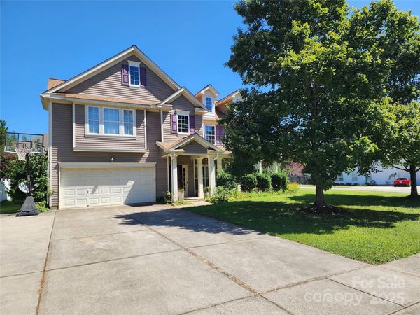 210 Golden Valley Drive, Mooresville, NC 28115