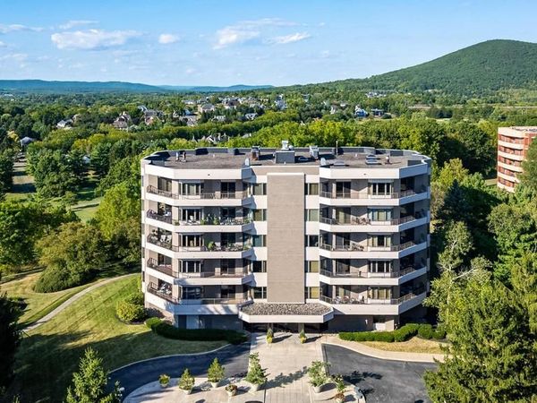 425 WINDMERE DRIVE, Unit 3B, STATE COLLEGE, PA 16801