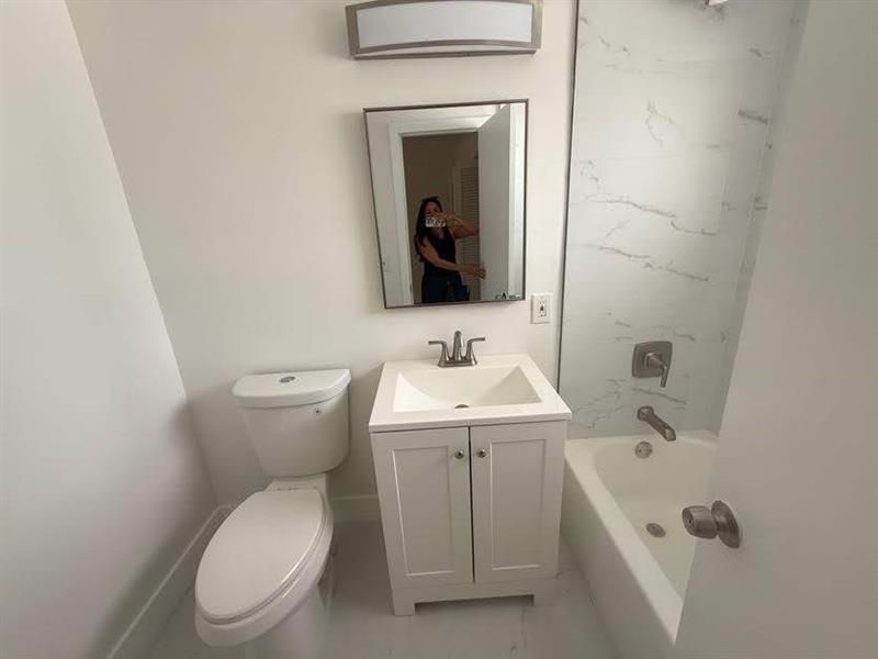 811 E Broward Boulevard, Fort Lauderdale, FL 33301 Photo