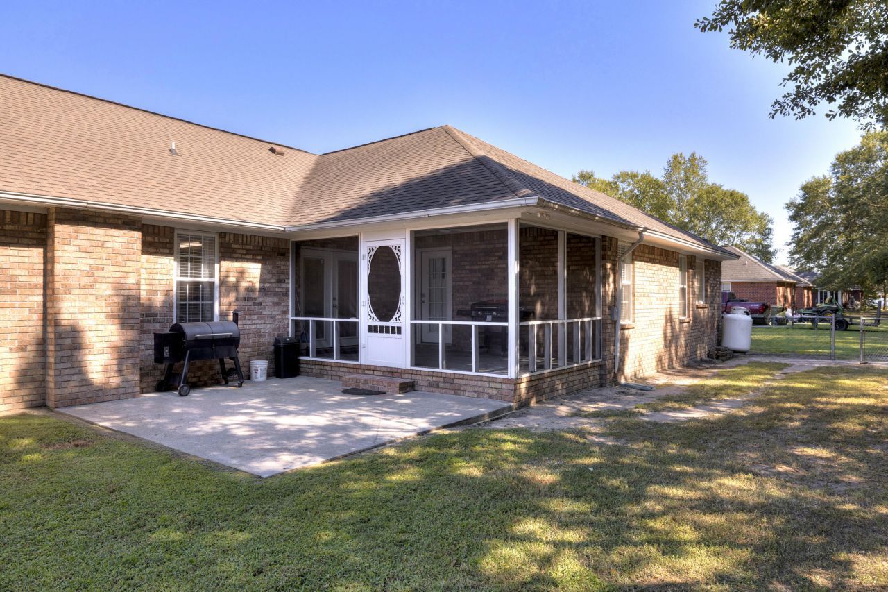 1111 Nicole Drive Photo 8