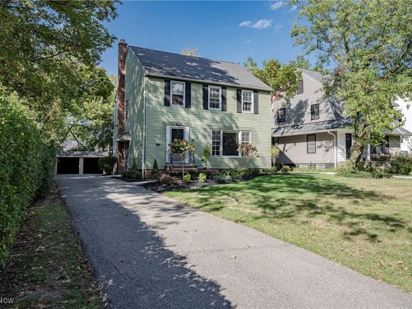 2463 Derbyshire Road, Cleveland Heights, OH 44106