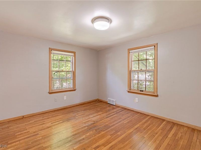 2463 Derbyshire Road, Cleveland Heights, OH 44106 Photo 18