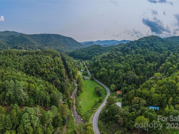9781 Nc 209 Highway, Hot Springs, NC 28743